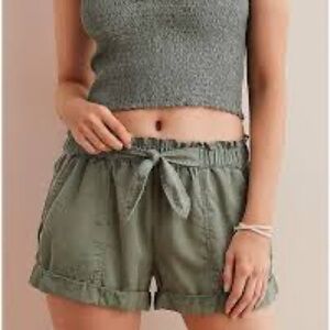 Aerie Green Camp Shorts High Waist Paperbag Mom Drawstring Cargo Shorts Size M